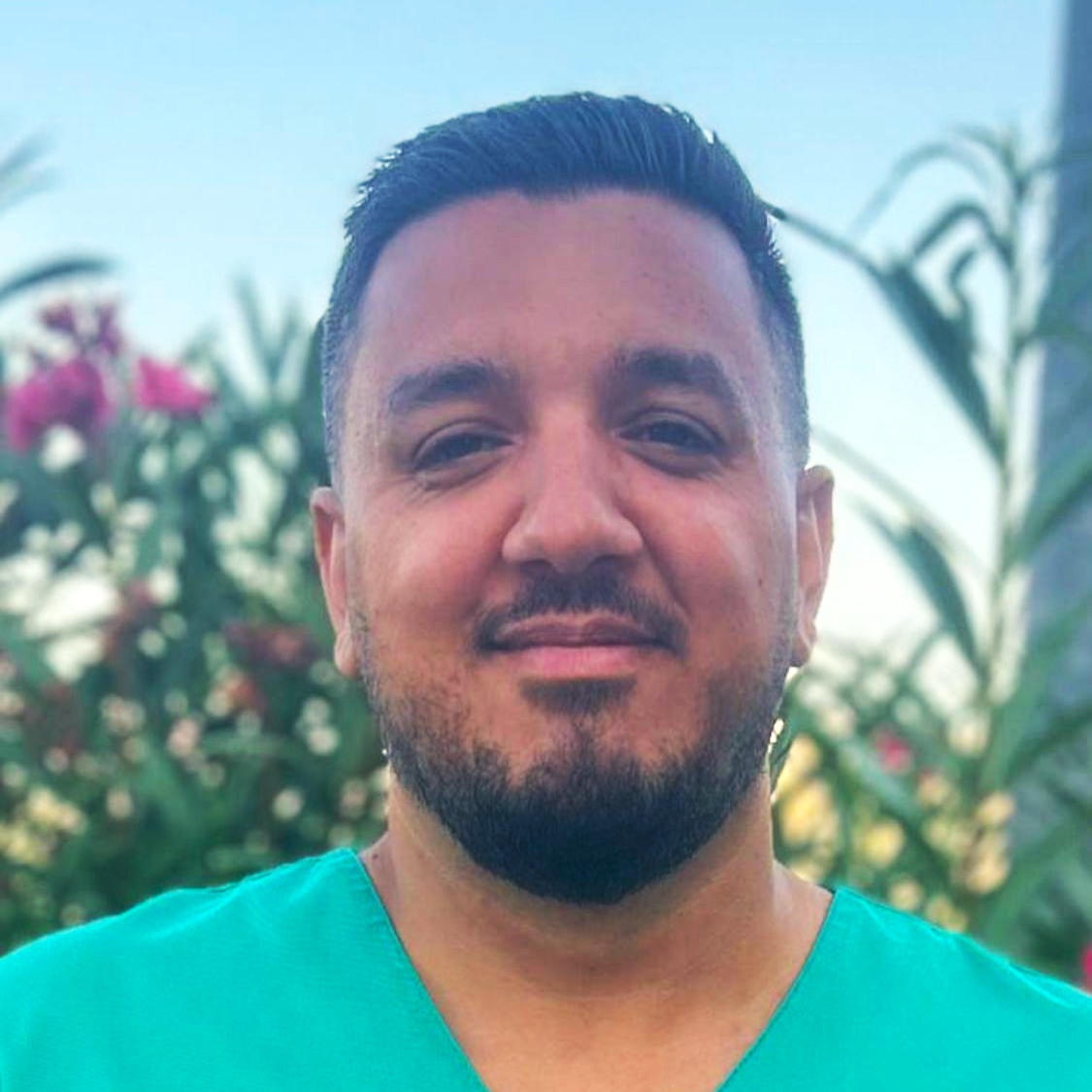 Personalporträtt Nicholas Gharehdaghi